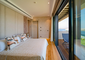 Paradiesische Villen in Bodrum mit Hoteldienstleistungen.