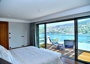 Paradiesische Villen in Bodrum mit Hoteldienstleistungen.