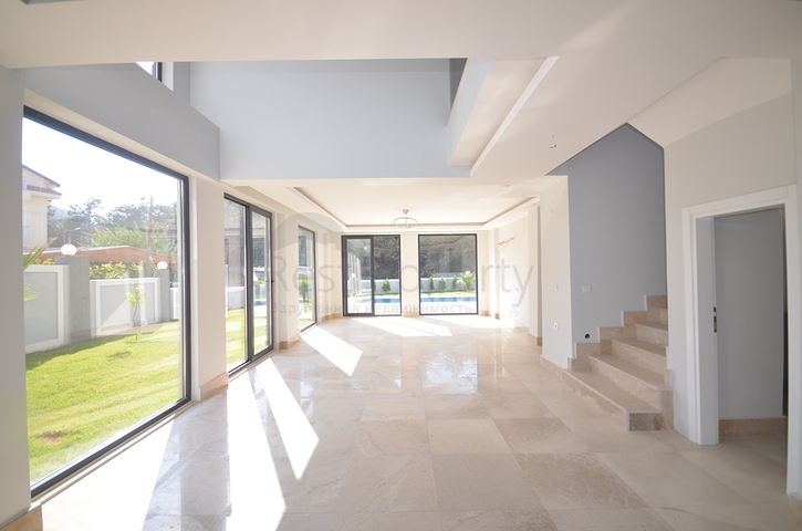 Villa mit 5 Schlafzimmern in Hisaronyu Fethiye