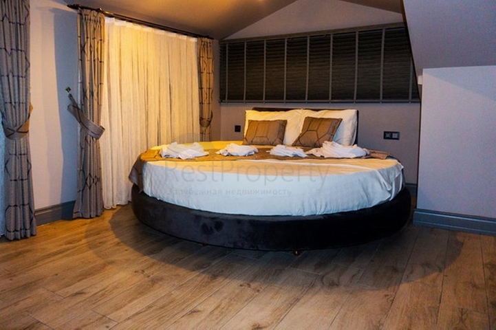 Freistehende Villa mit 3 Schlafzimmern in Chalez Freistehende Villa mit 3 Schlafzimmern in Chalez