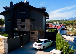 Freistehende Villa mit 3 Schlafzimmern in Chalez Freistehende Villa mit 3 Schlafzimmern in Chalez