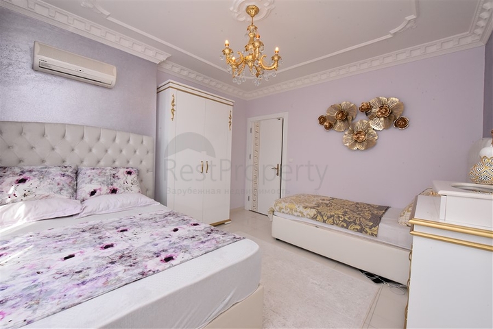 Zwei-Zimmer-Wohnung mit zwei Schlafzimmern zu vermieten