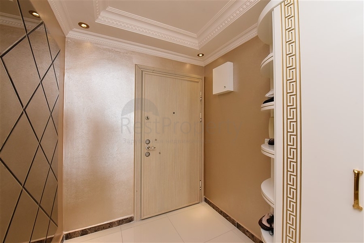 Zwei-Zimmer-Wohnung mit zwei Schlafzimmern zu vermieten