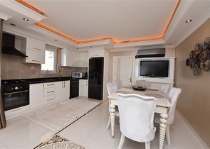 Zwei-Zimmer-Wohnung mit zwei Schlafzimmern zu vermieten