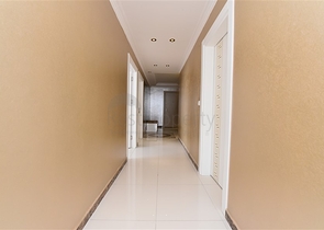 Zwei-Zimmer-Wohnung mit zwei Schlafzimmern zu vermieten