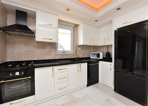 Zwei-Zimmer-Wohnung mit zwei Schlafzimmern zu vermieten