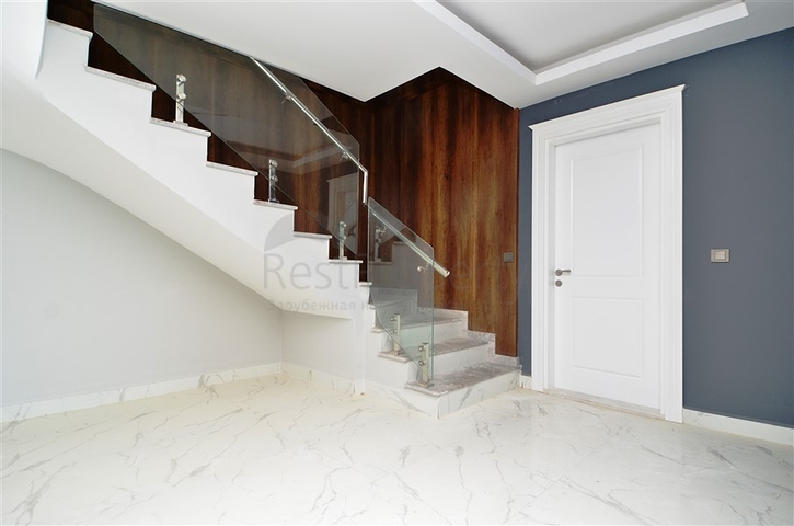 Penthouse mit drei Schlafzimmern im Stadtteil Mahmutlar