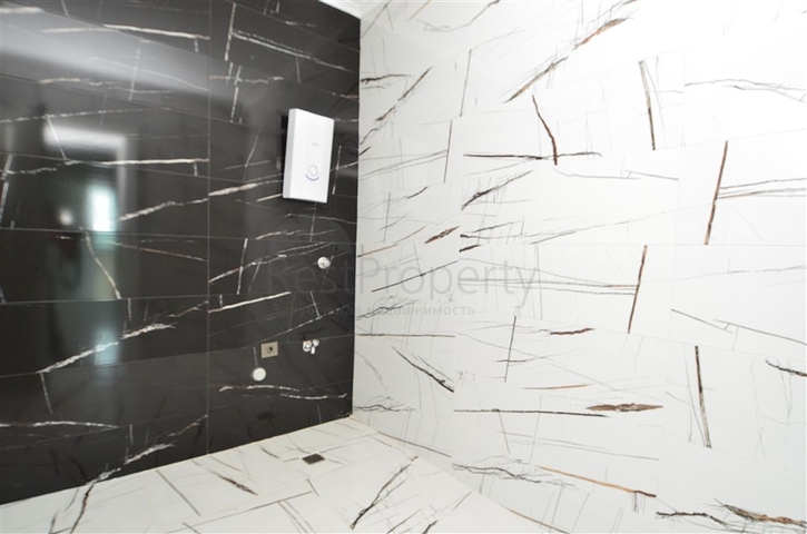 Penthouse mit drei Schlafzimmern im Stadtteil Mahmutlar