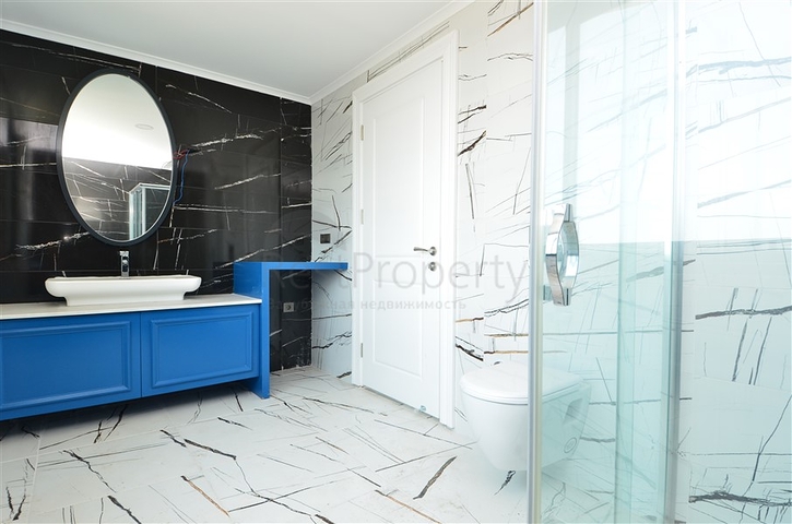 Penthouse mit drei Schlafzimmern im Stadtteil Mahmutlar