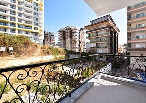 Zweizimmerwohnung mit Möbeln zur Miete in Mahmutlar