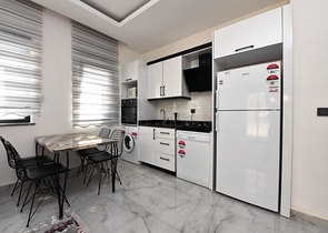 Zweizimmerwohnung mit Möbeln zur Miete in Mahmutlar