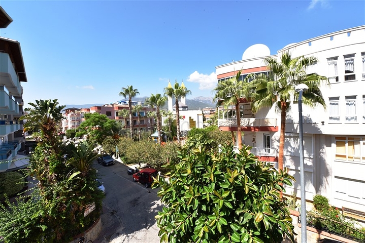 Zweizimmerwohnung im Bezirk Oba zur Miete 