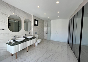 Boutique-Projekt von 8 Villen mit herrlichem Blick auf das Meer und die Berge in Raoine Gündogan