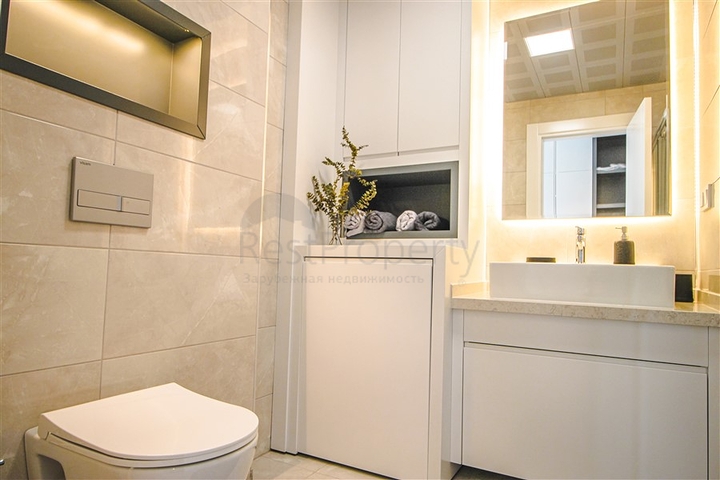 Eine Art Wohnung in der ersten Zeile eines Premium-Komplexes