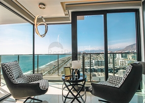 Eine Art Wohnung in der ersten Zeile eines Premium-Komplexes