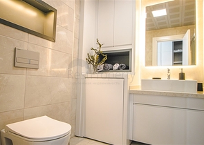 Eine Art Wohnung in der ersten Zeile eines Premium-Komplexes