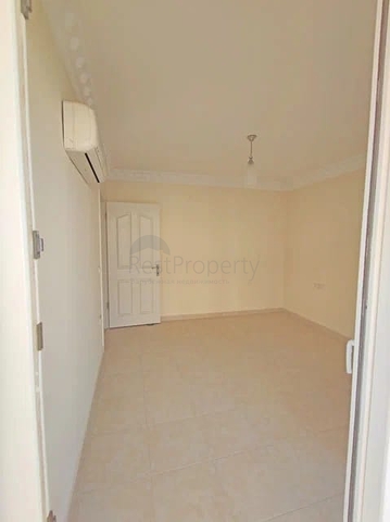 Fünf-Zimmer-Penthouse in Mahmutlar 