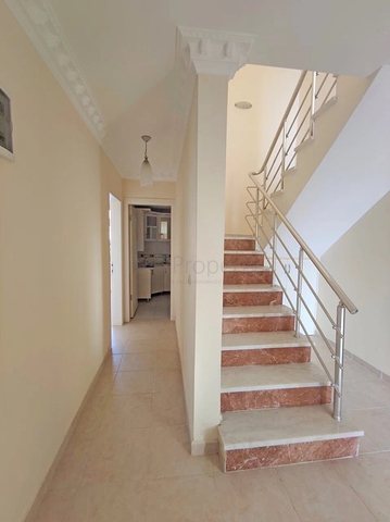 Fünf-Zimmer-Penthouse in Mahmutlar 