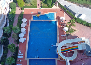 Fünf-Zimmer-Penthouse in Mahmutlar 