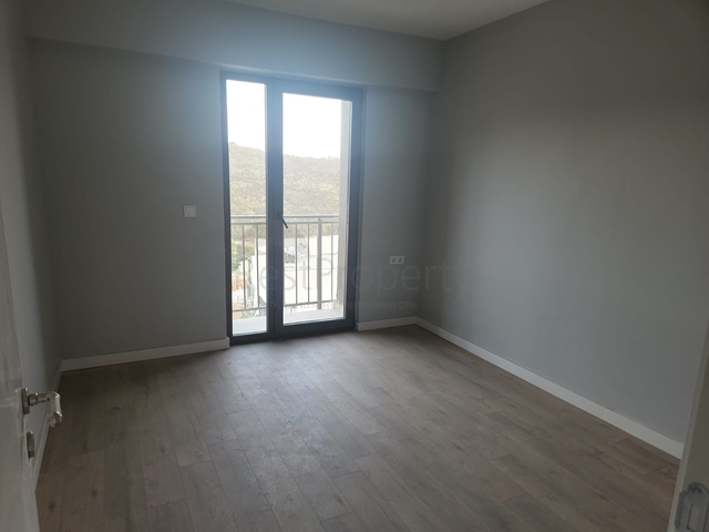 Komfortable 2+1-Apartments in einem Komplex mit See- und Bergblick im Stadtteil Bogazici