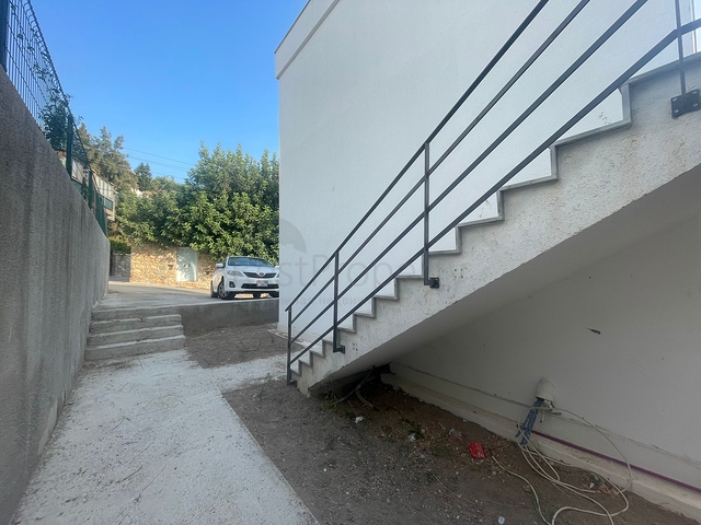 Komfortable 2+1-Apartments in einem Komplex mit See- und Bergblick im Stadtteil Bogazici