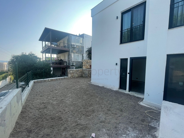 Komfortable 2+1-Apartments in einem Komplex mit See- und Bergblick im Stadtteil Bogazici