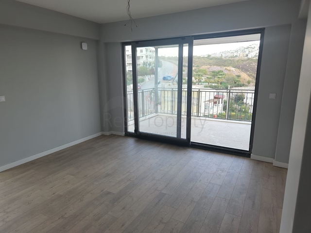 Komfortable 2+1-Apartments in einem Komplex mit See- und Bergblick im Stadtteil Bogazici