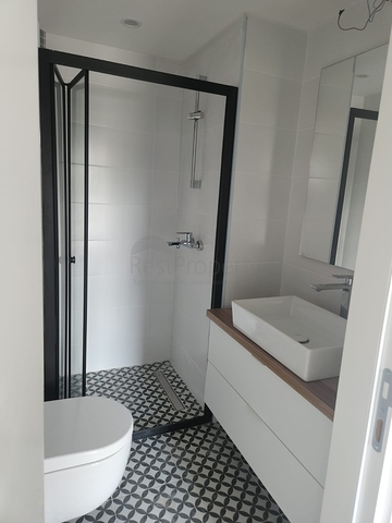 Komfortable 2+1-Apartments in einem Komplex mit See- und Bergblick im Stadtteil Bogazici