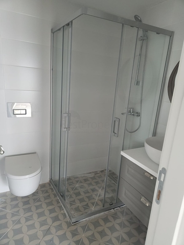 Komfortable 2+1-Apartments in einem Komplex mit See- und Bergblick im Stadtteil Bogazici