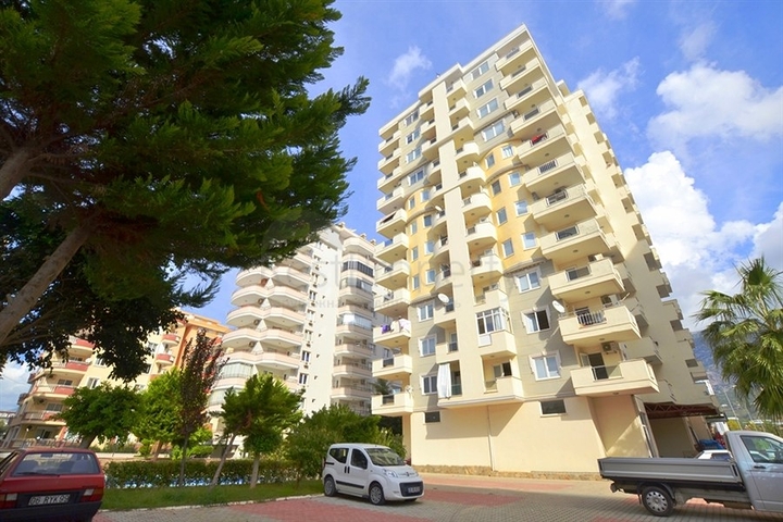 4+1 Wohnung mit separater Küche in Mahmutlar