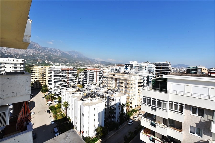 4+1 Wohnung mit separater Küche in Mahmutlar