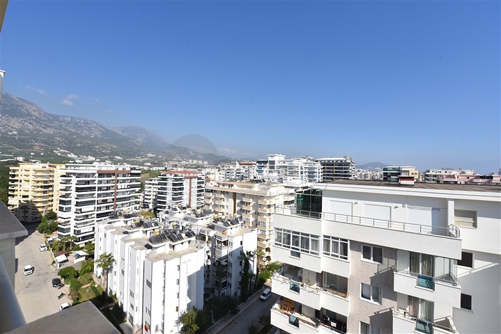 4+1 Wohnung mit separater Küche in Mahmutlar