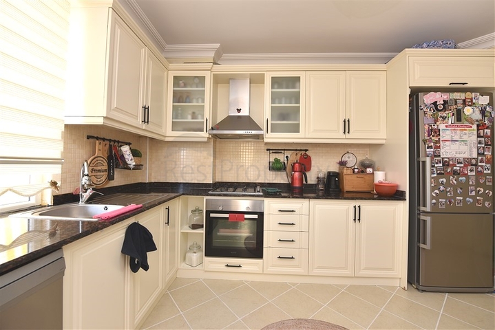 2+1 möblierte Wohnung im Stadtteil Kleopatra 