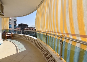 2+1 möblierte Wohnung im Stadtteil Kleopatra 