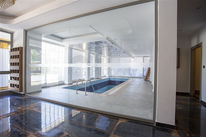 Wohnung 2+1 vom Eigentümer mit Möbeln in einem prestigeträchtigen Komplex des Bezirks Oba