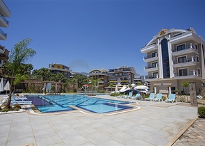 Wohnung 2+1 vom Eigentümer mit Möbeln in einem prestigeträchtigen Komplex des Bezirks Oba