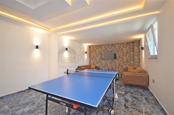 Penthouse in einem neuen Komplex zu einem sehr günstigen Preis