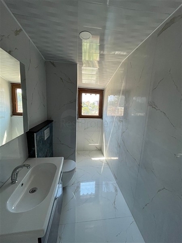 Penthouse mit fünf Schlafzimmern in Avsallar mit Meerblick