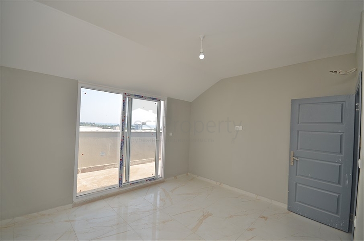 Penthouse 3+1 im Stadtteil Demirtas 