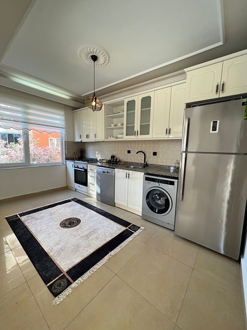 2+1 Apartment mit zwei Schlafzimmern in Mahmutlar