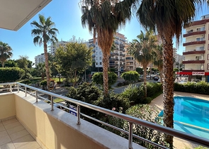 2+1 Apartment mit zwei Schlafzimmern in Mahmutlar