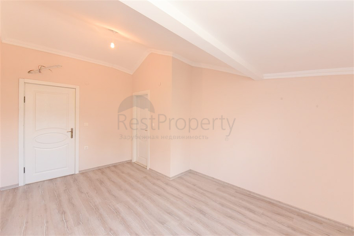 Großes 4+1 Penthouse von 165 m2