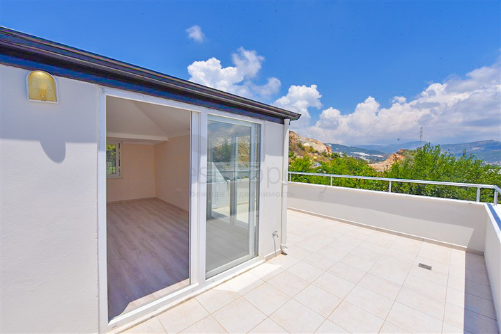 Großes 4+1 Penthouse von 165 m2