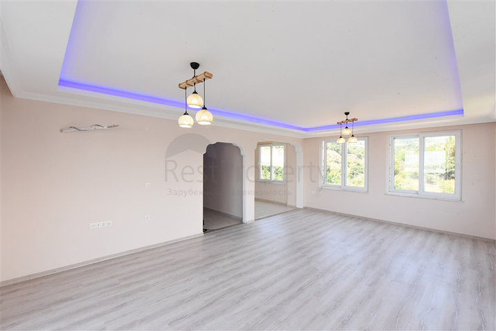 Großes 4+1 Penthouse von 165 m2