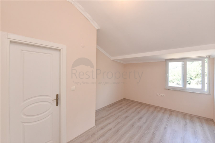 Großes 4+1 Penthouse von 165 m2