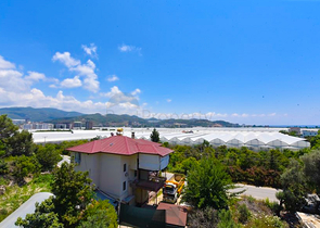 Großes 4+1 Penthouse von 165 m2