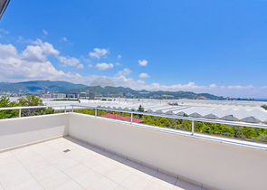 Großes 4+1 Penthouse von 165 m2