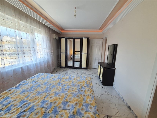 2+1 Wohnung an der ersten Küste in Tosmur