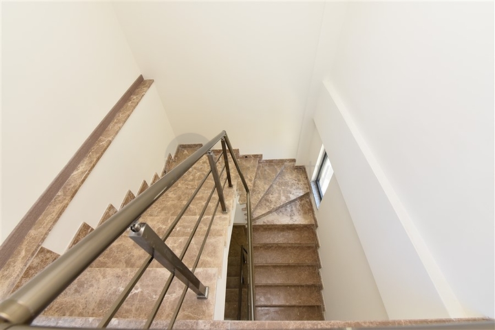 3+1 Villa in der grünen Gegend von Kargicak