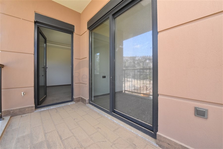 3+1 Villa in der grünen Gegend von Kargicak